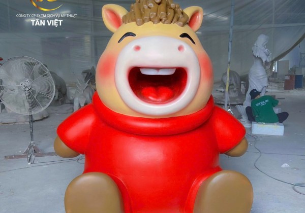 XƯỞNG SẢN XUẤT LINH VẬT NGỰA TẾT ĐOAN NGỌ – BIỂU TƯỢNG MAY MẮN VÀ THÀNH CÔNG